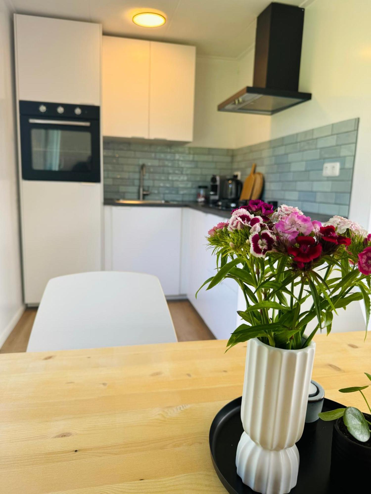 Familie Vakantiehuis - Zonneweelde Нордвик Екстериор снимка