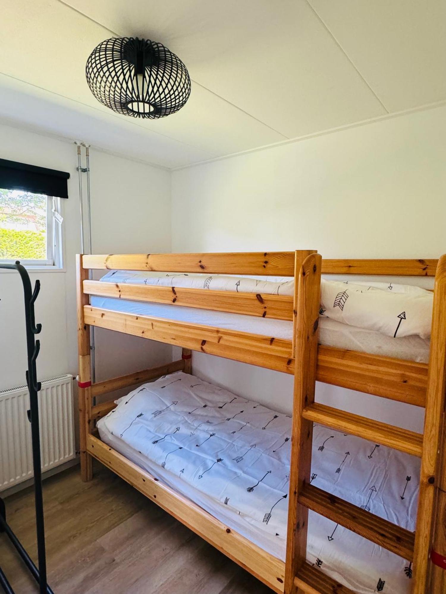 Familie Vakantiehuis - Zonneweelde Нордвик Екстериор снимка
